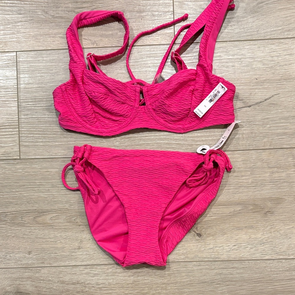 Victoria's Secret Hot Pink Textured Bikini top 34C bottoms small NWT